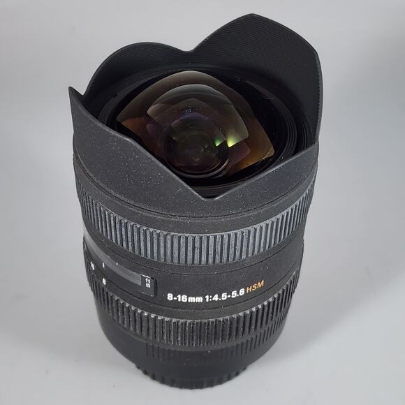 Sigma 8-16mm f/4.5-5.6 DC HSM FLD AF Lens for APS-C sized Canon w/UV Filter - Picture 6 of 8